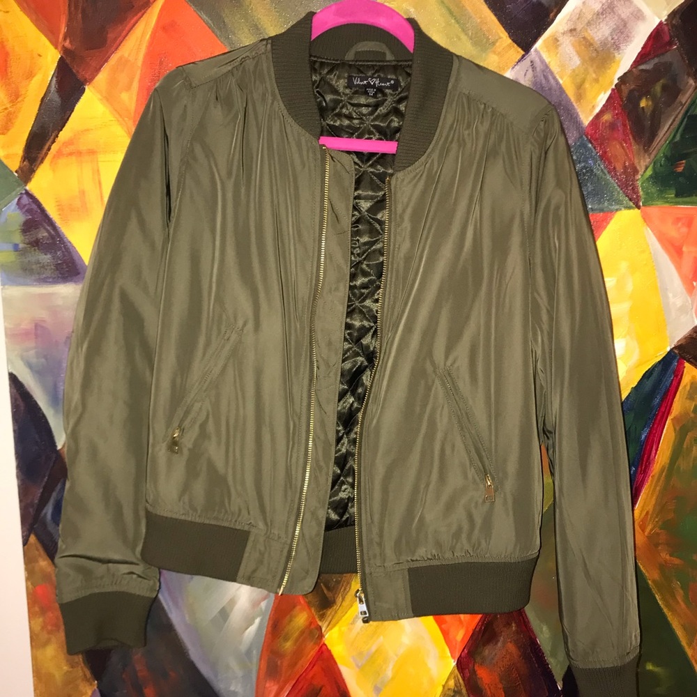 Green quilted bomber jacket